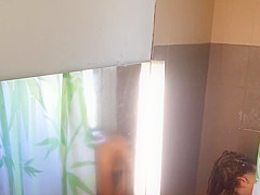 sous la douche