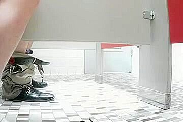 suck me and fuck you in understall