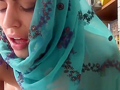 teen 18+ Wearing Hijab Caught Stealing