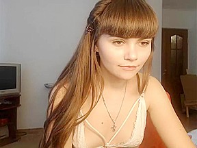 teen 18+ shows her hot body