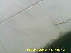 vecinita en la bodega