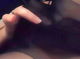 wetnhairy cuming in her gusset